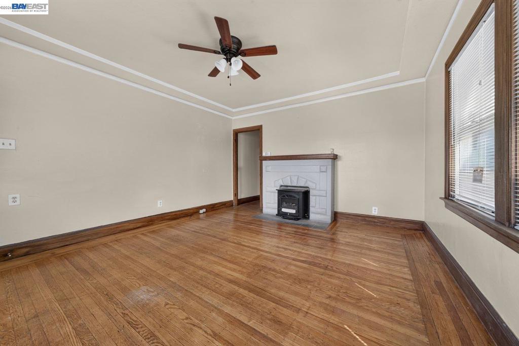 922 Arlington Ave Property Photo 7