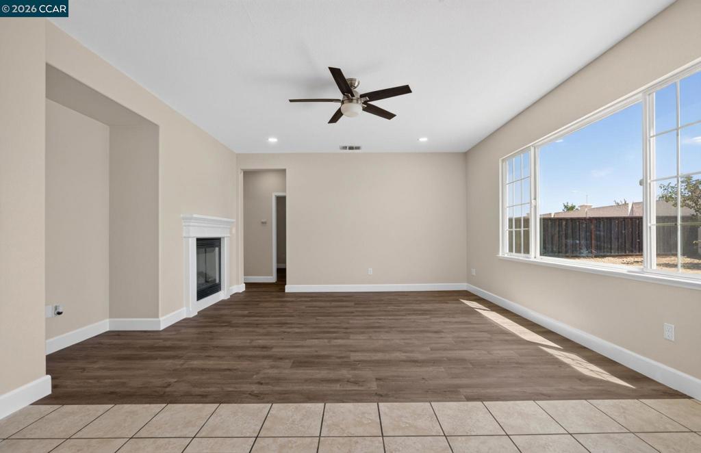 5668 Rosscommon Way Property Photo 11