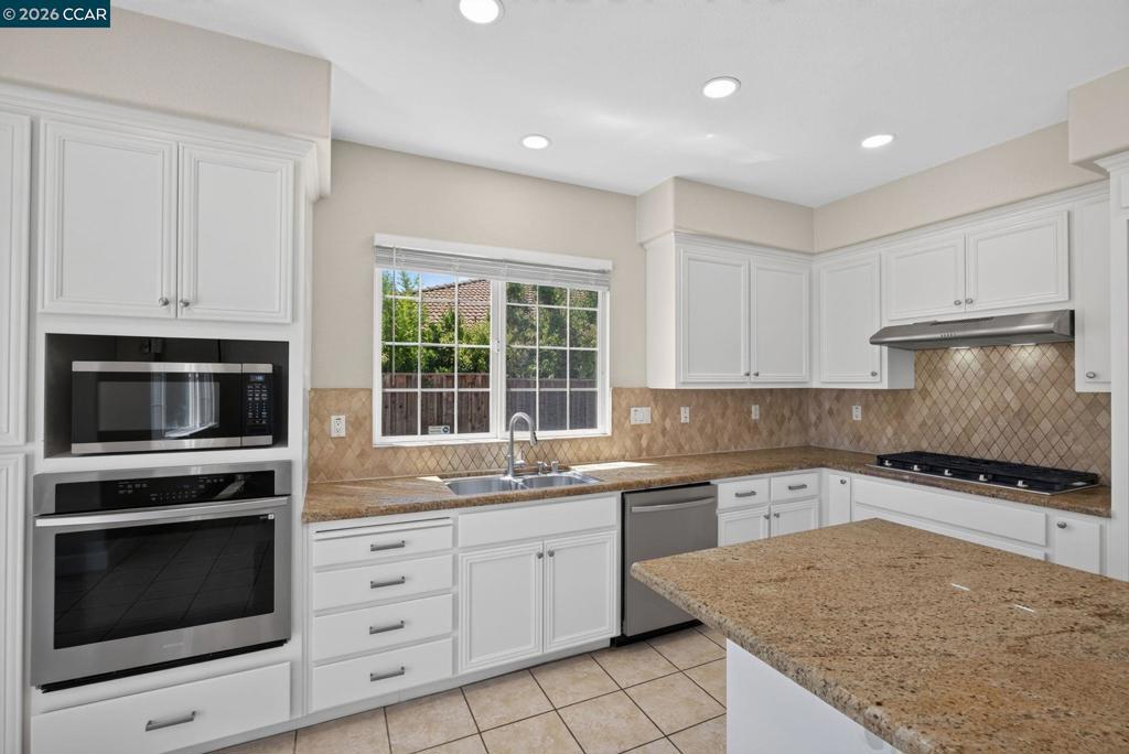 5668 Rosscommon Way Property Photo 17