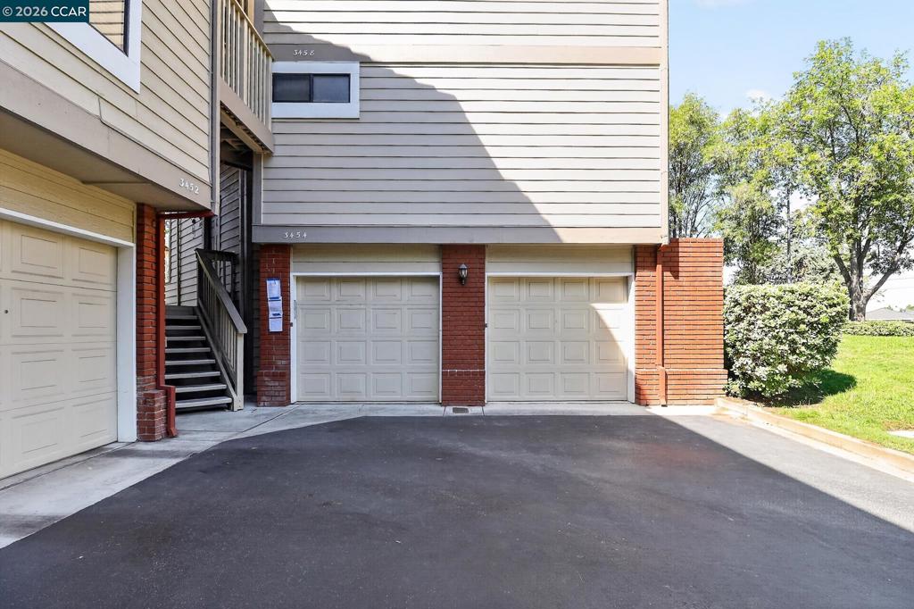 3458 Smoketree Commons Dr Property Photo 17