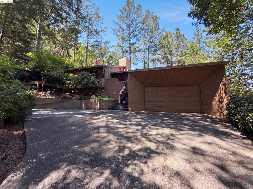 815 Wild Oak Dr Property Photo 1