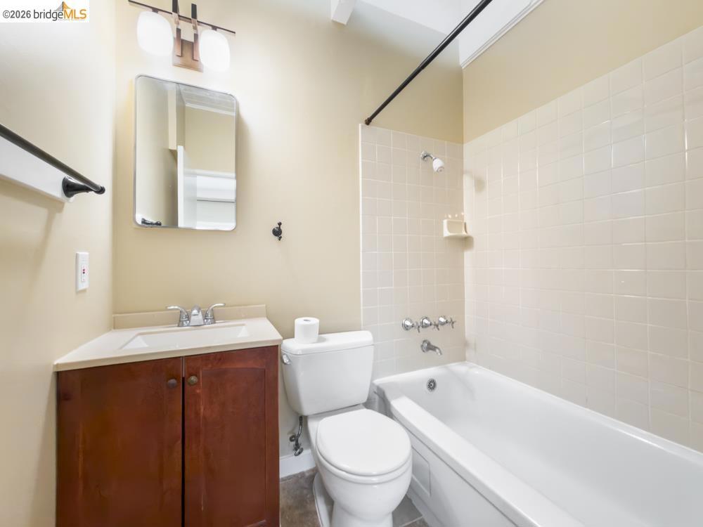 5105 Macdonald Ave Property Photo 30