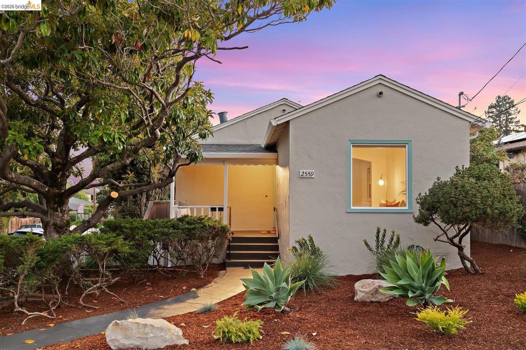 2559 Rampart Property Photo 1