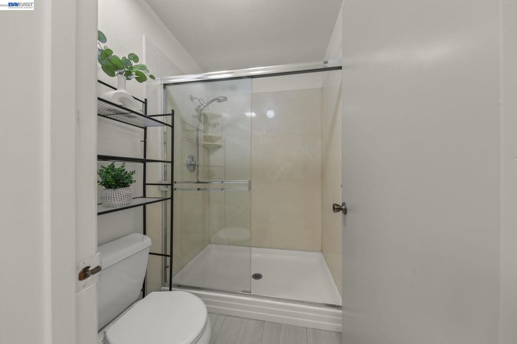 34930 Sea Cliff Ter Property Photo 10