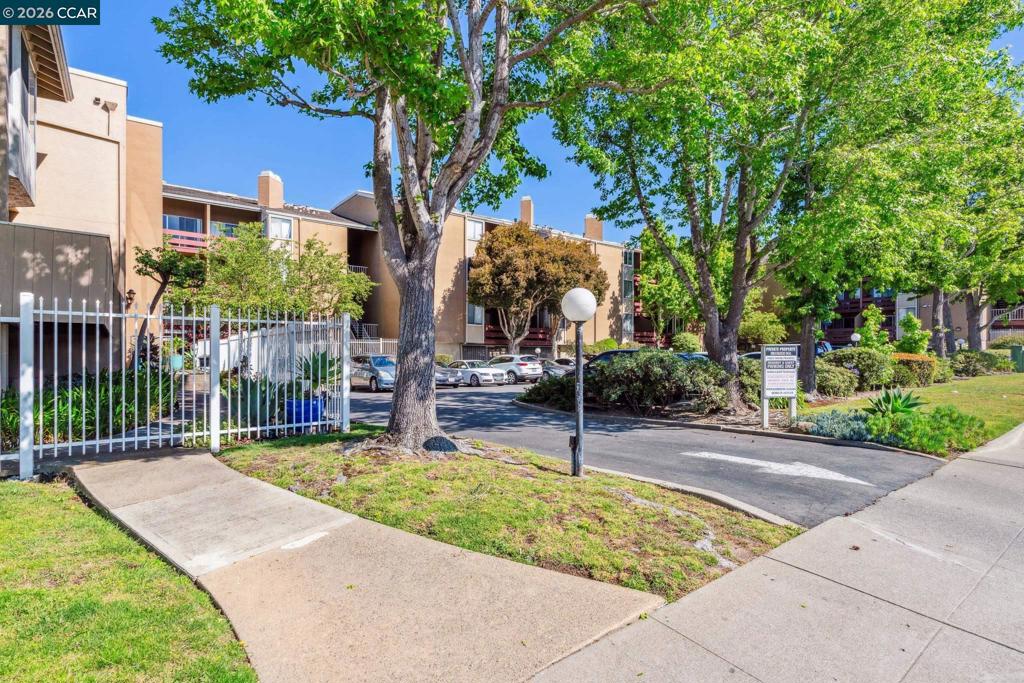 2121 Vale Rd 121 Property Photo 29