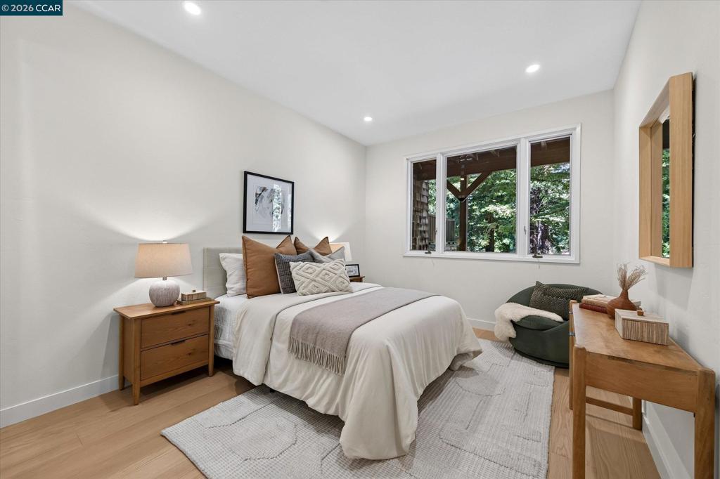 200 The Knoll Property Photo 21