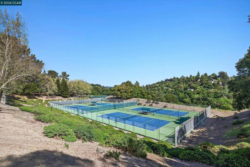 200 The Knoll Property Photo 27