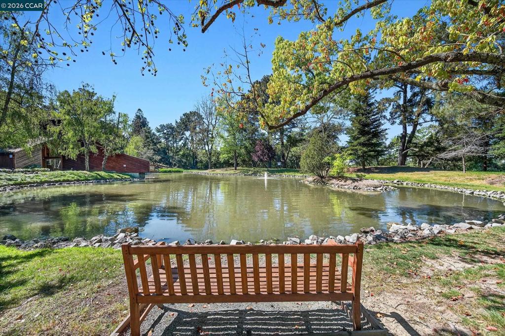 200 The Knoll Property Photo 30