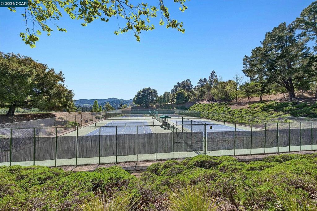 200 The Knoll Property Photo 34
