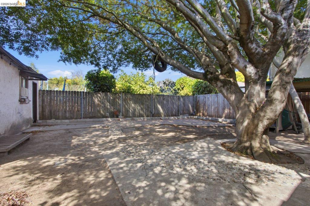 4315 Nevin Ave Property Photo 32
