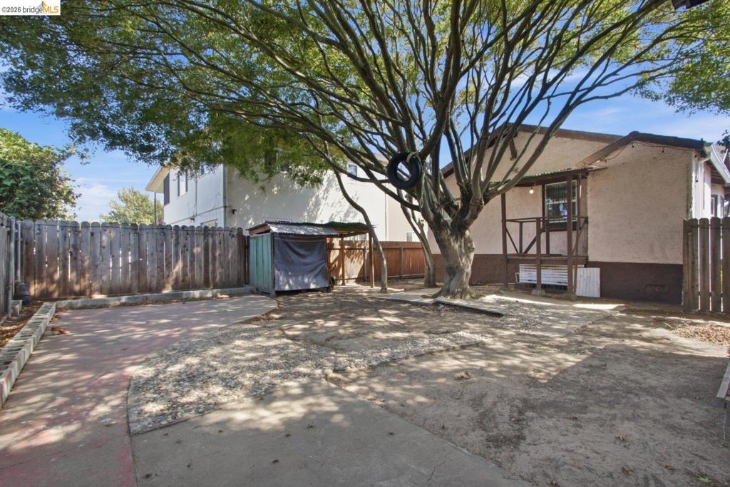 4315 Nevin Ave Property Photo 38