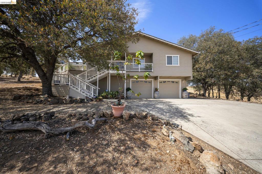 9729 Rastro Way Property Photo 1