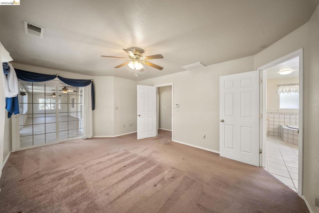 9729 Rastro Way Property Photo 2