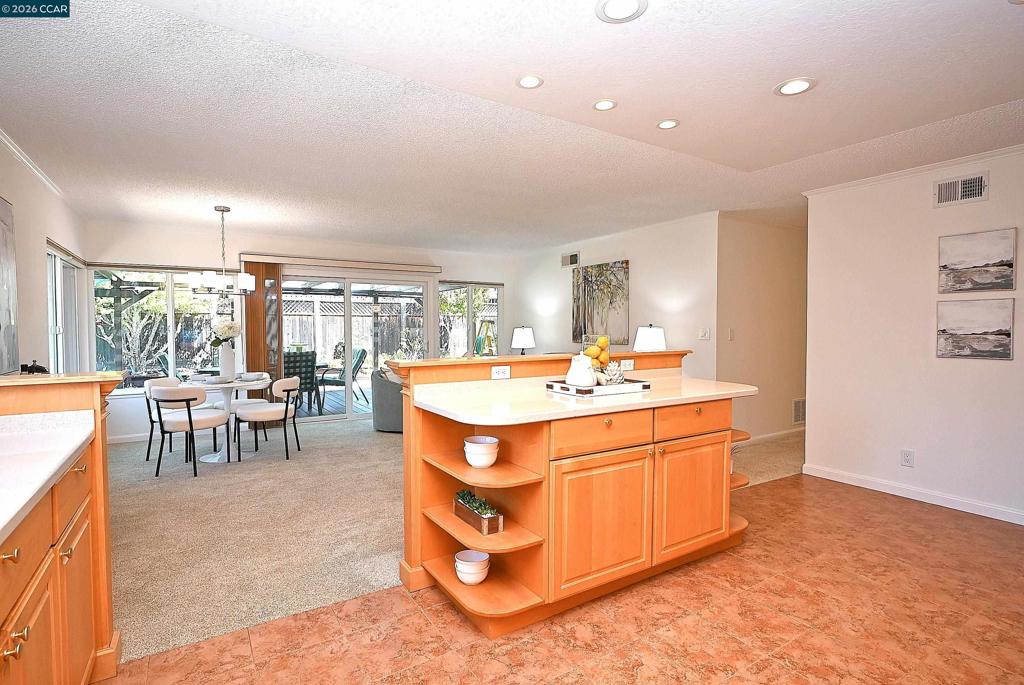 3438 Loreto Dr. Property Photo 13