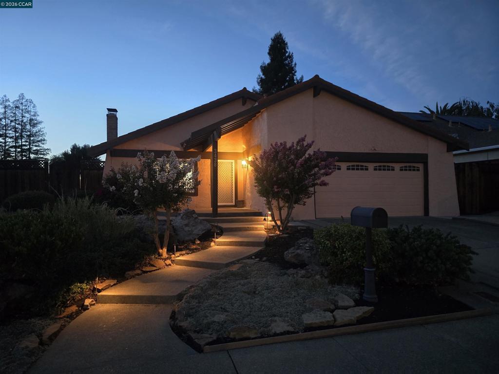 3438 Loreto Dr. Property Photo 54