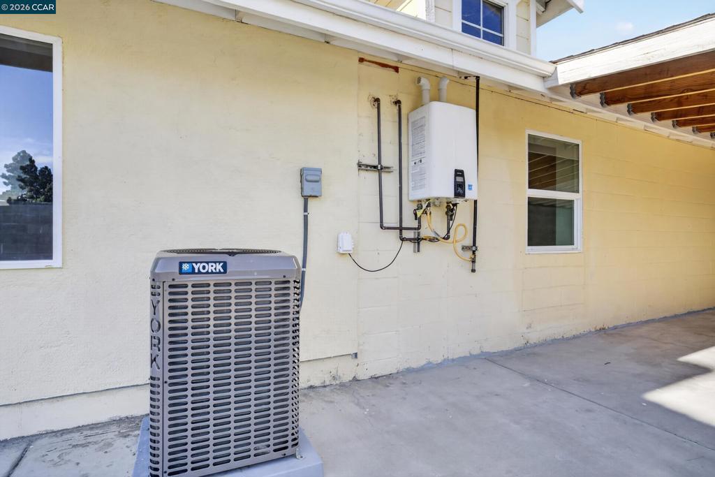29 Solano Ave Property Photo 59