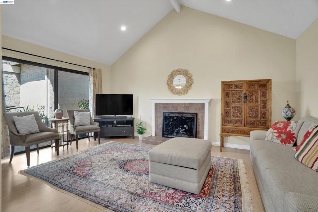 2023 Los Gatos Almaden Rd Property Photo 23