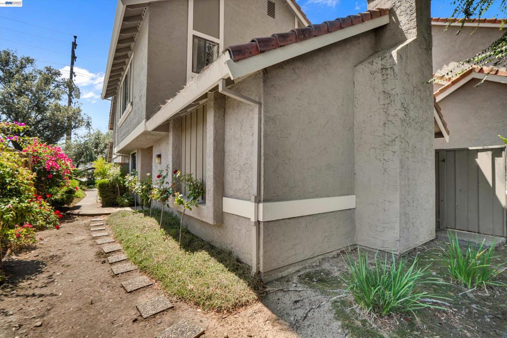 2023 Los Gatos Almaden Rd Property Photo 37
