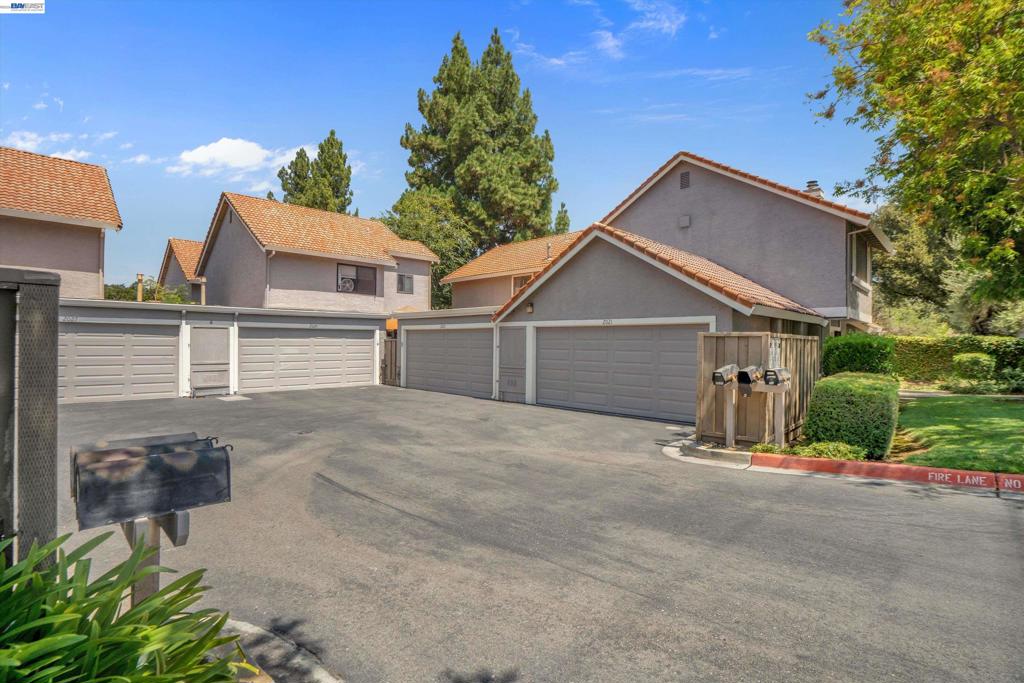 2023 Los Gatos Almaden Rd Property Photo 40