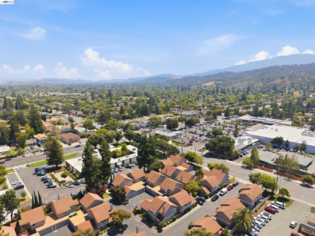 2023 Los Gatos Almaden Rd Property Photo 44