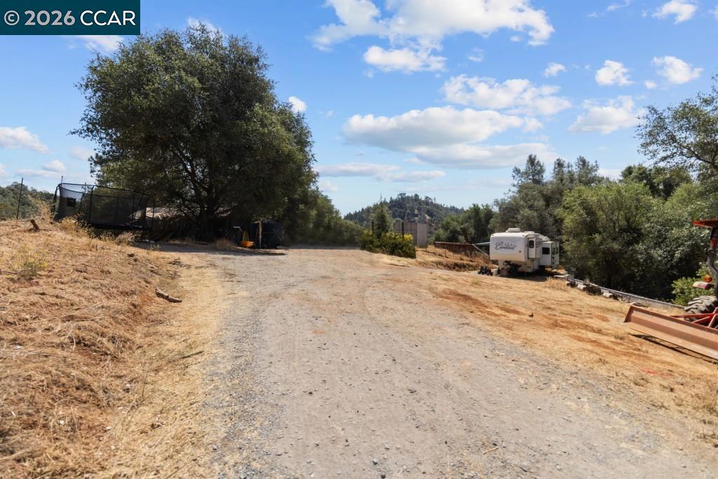 Magic Ring Rd Property Photo 2