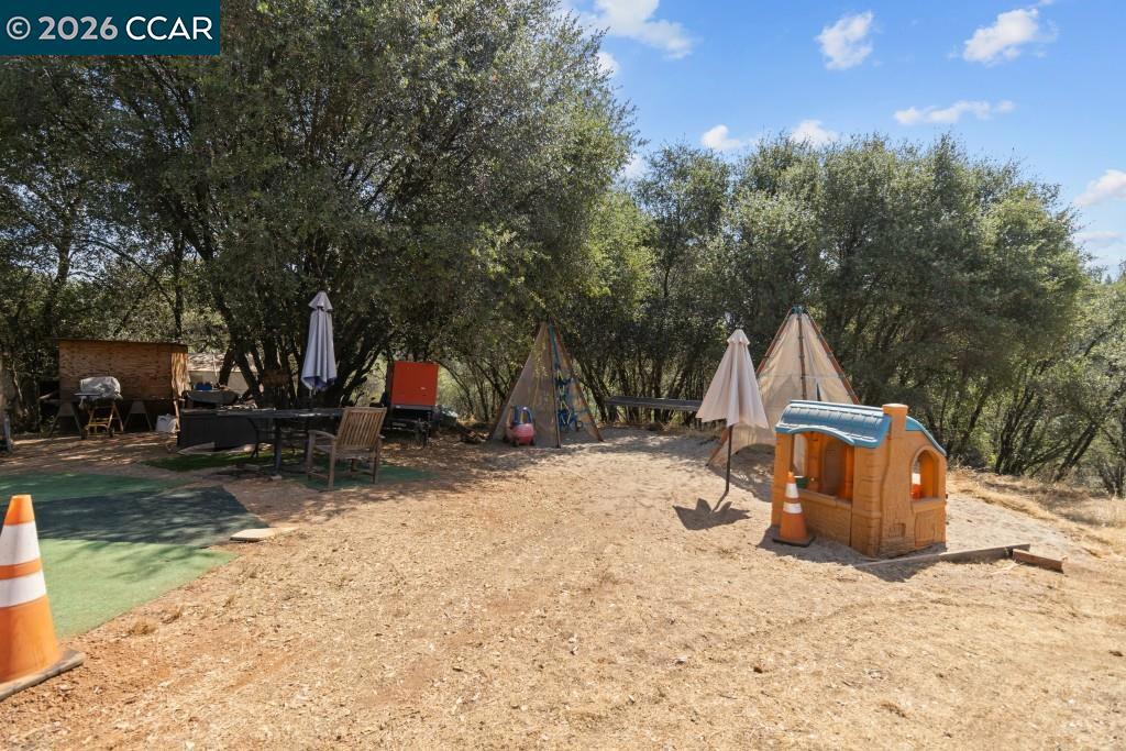 Magic Ring Rd Property Photo 13