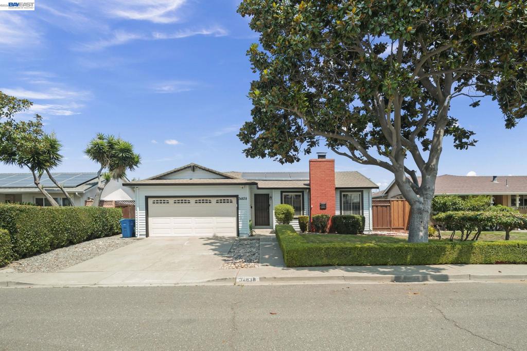 34838 Lilac St Property Photo 1