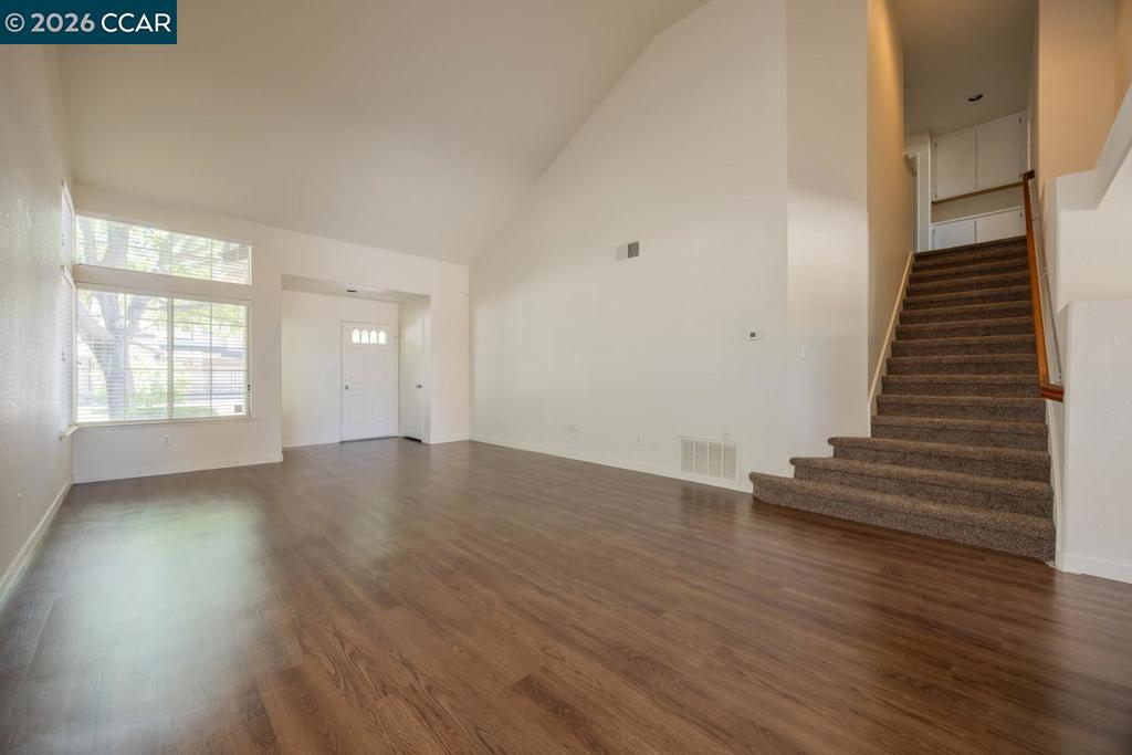 4540 Knollpark Cir Property Photo 4