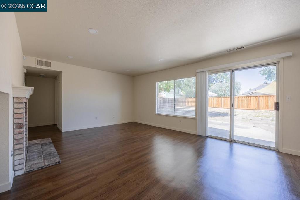 4540 Knollpark Cir Property Photo 10