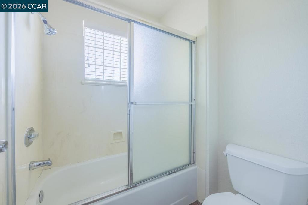 4540 Knollpark Cir Property Photo 14