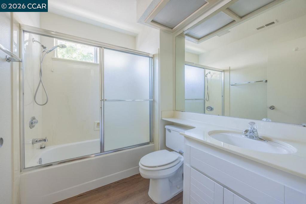 4540 Knollpark Cir Property Photo 19