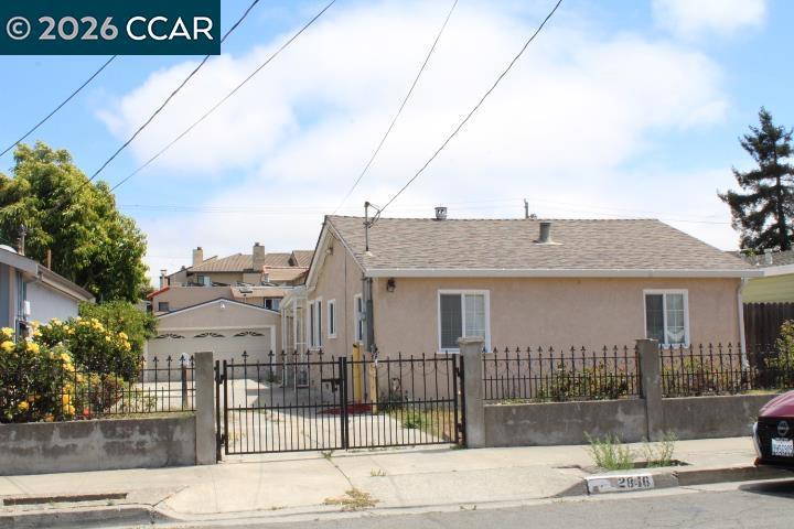 2846 20Th St Property Photo 1