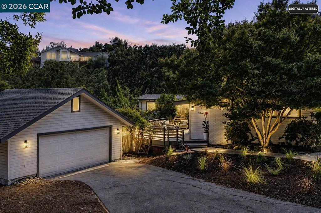 1564 Arbutus Drive Property Photo 1