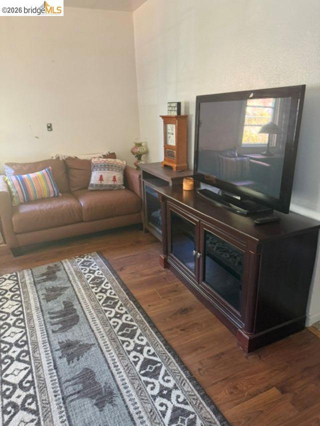 19909 Mono Way Property Photo 9