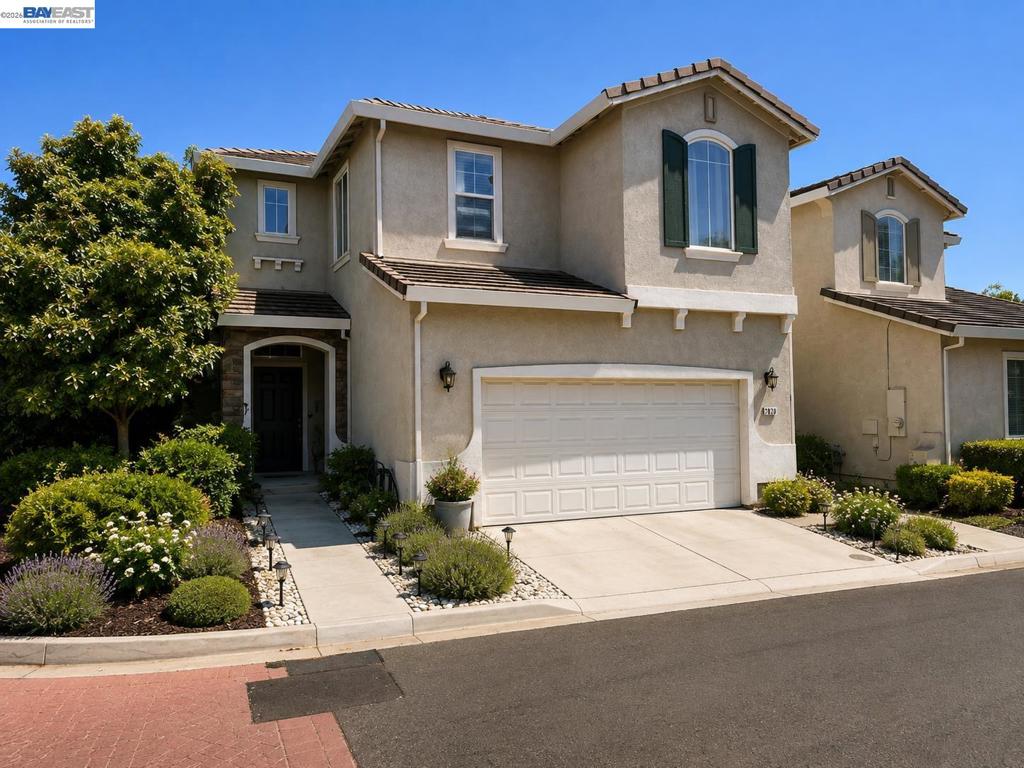 2359 Bayless Way