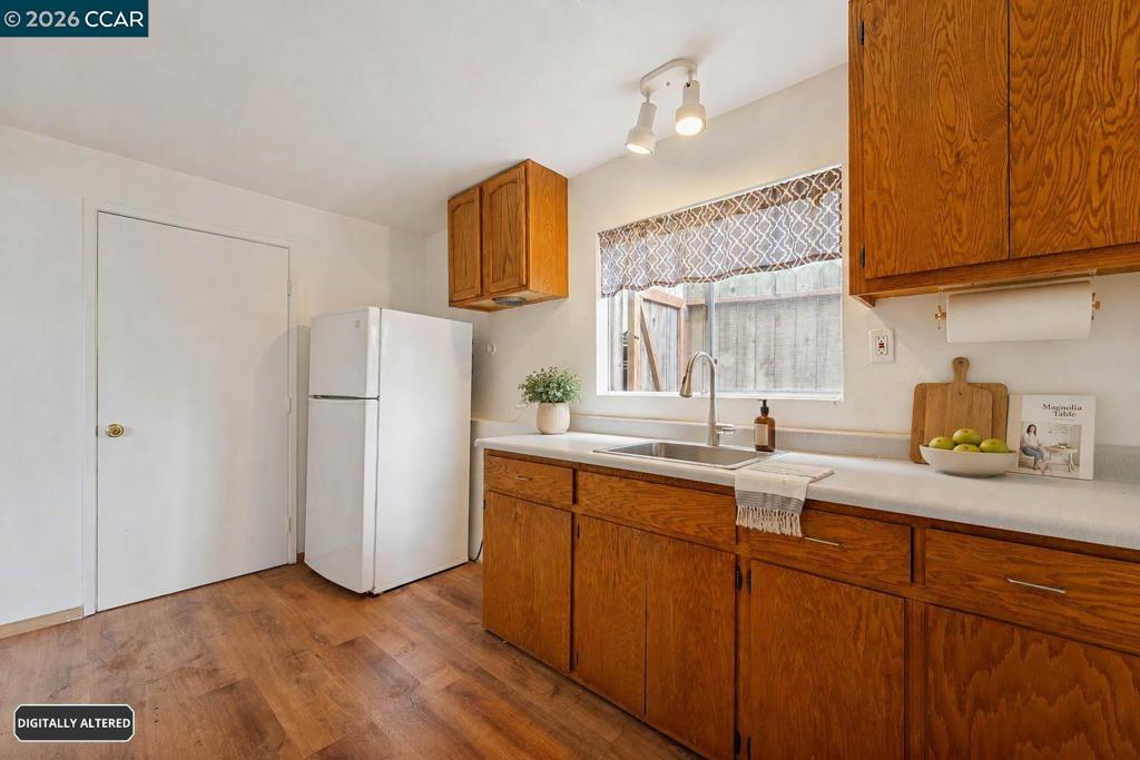 6386 Claremont Ave Property Photo 35