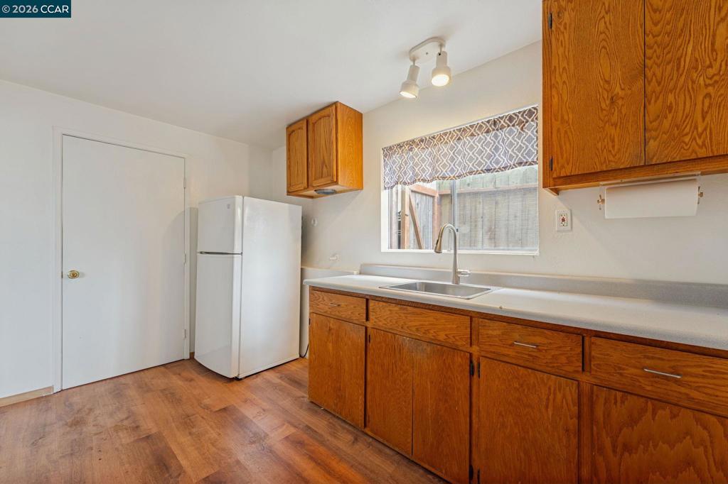 6386 Claremont Ave Property Photo 36