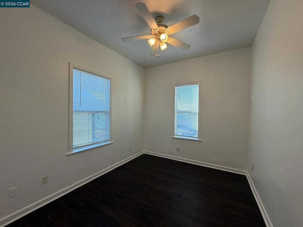 723 Florida St Property Photo 4