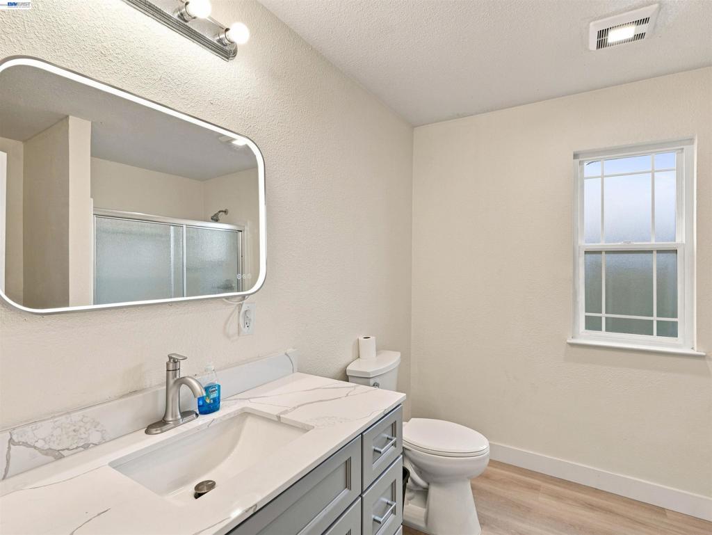 112 Jimno Ave Property Photo 10