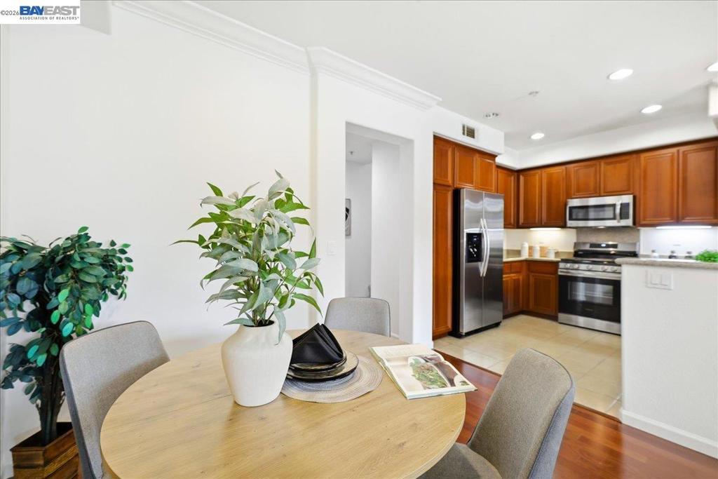 54 Parc Place Dr Property Photo 14