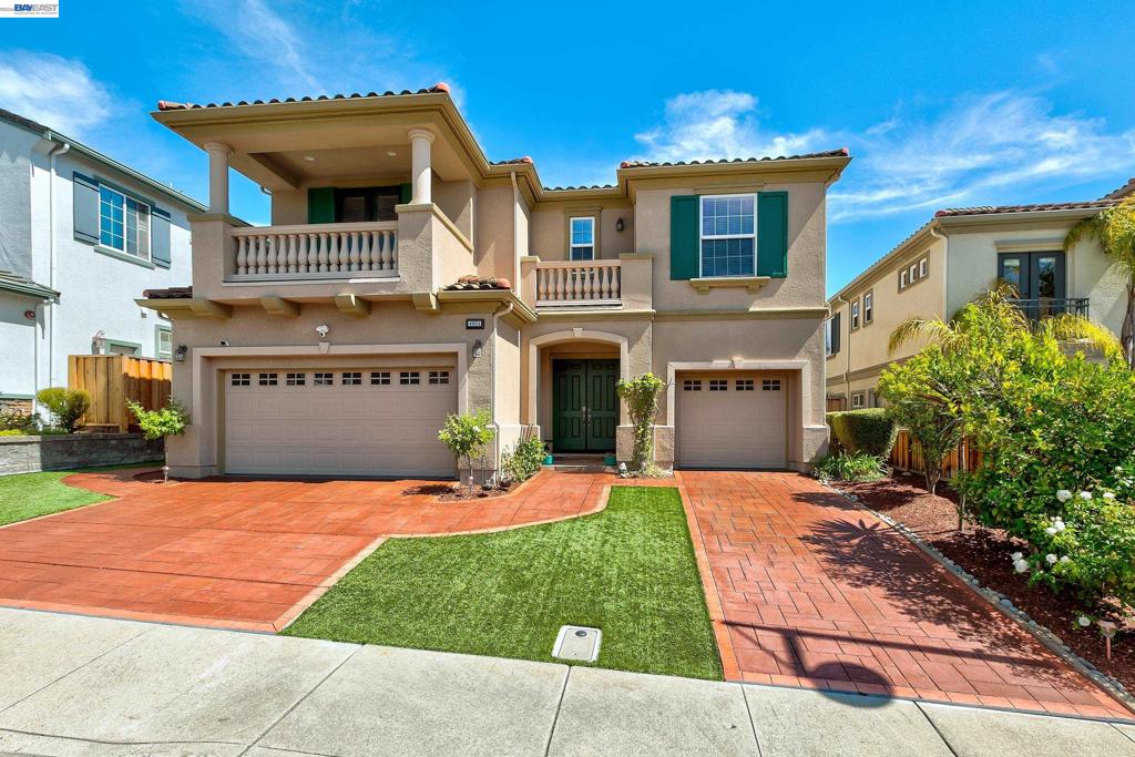 4951 Grayhawk Ct Property Photo 2