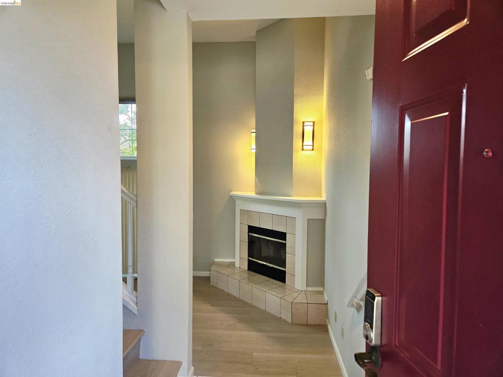 1107 Outrigger Lane Property Photo 9