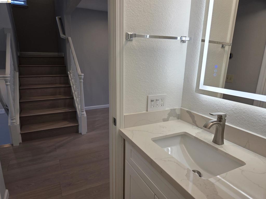 1107 Outrigger Lane Property Photo 30