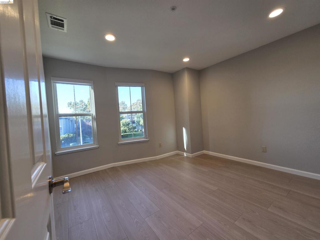 1107 Outrigger Lane Property Photo 35