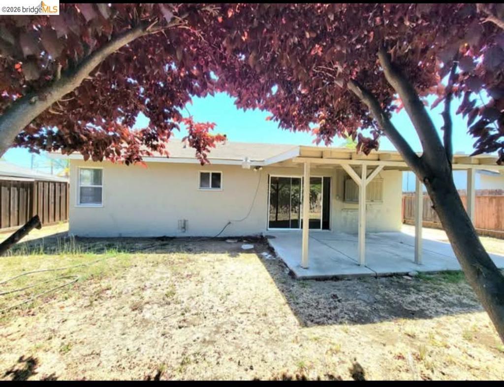 2120 Knox Ave Property Photo 9