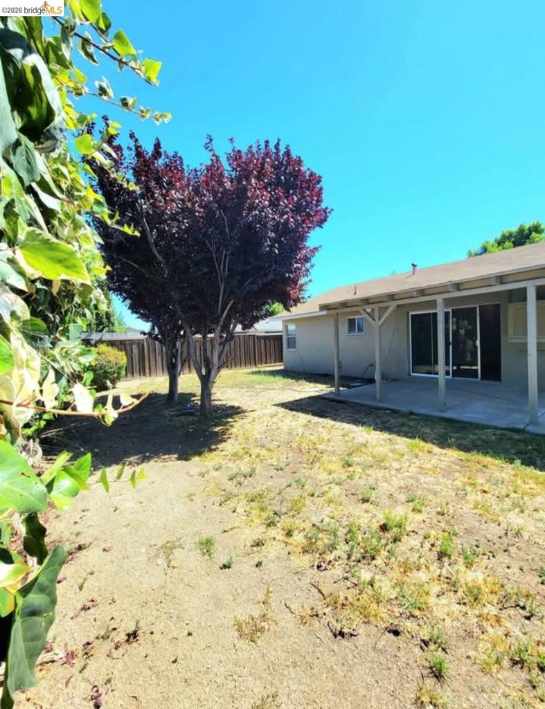 2120 Knox Ave Property Photo 10