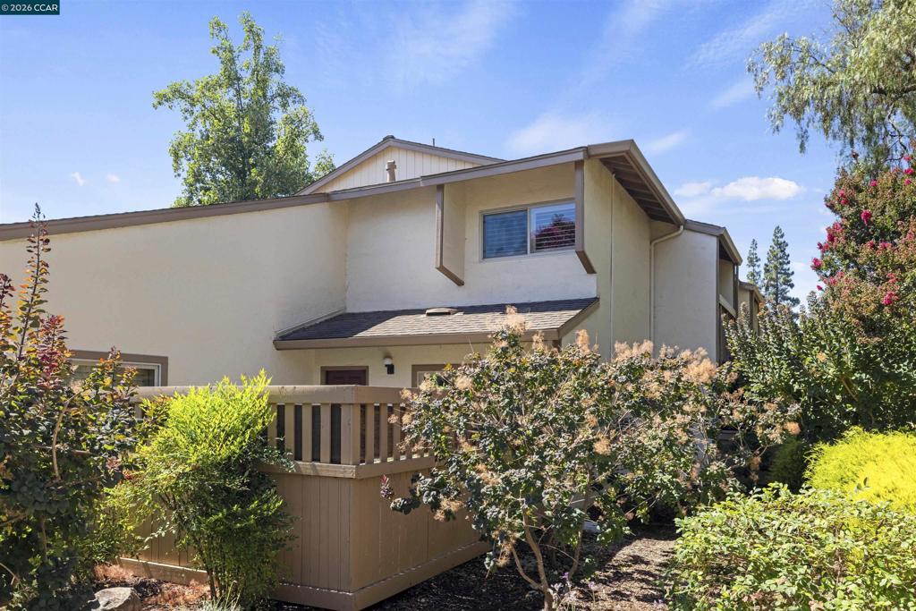 1881 Olmo Way Property Photo 2