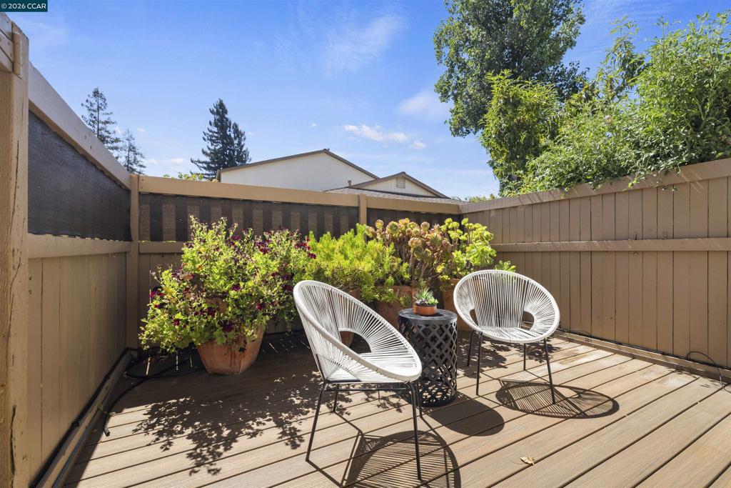 1881 Olmo Way Property Photo 38