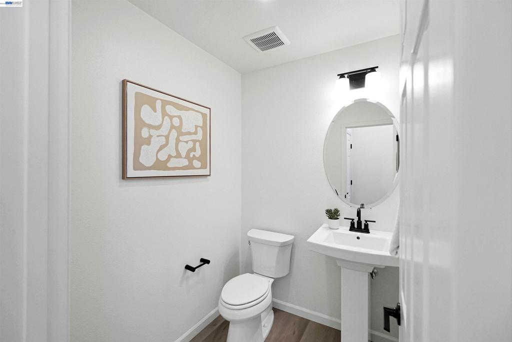 3767 Castro Valley Blvd. Property Photo 27
