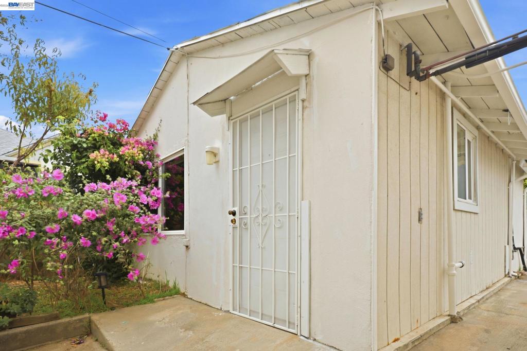 147 San Benito Ave Property Photo 31